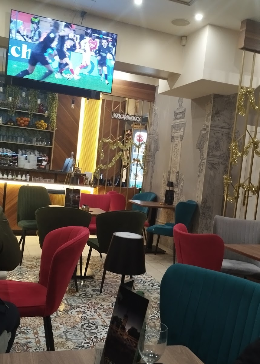 Caffe & snack bar El Retiro