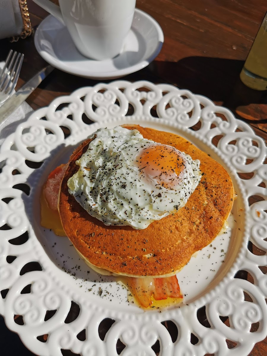 Platia Coffee Shop - 9