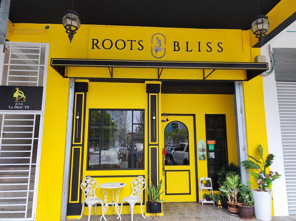 Roots & Bliss Cafe