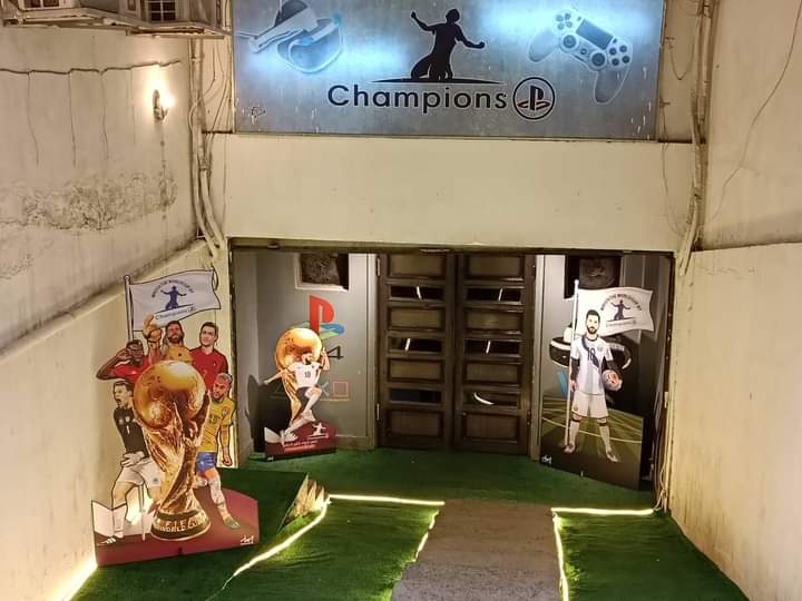 Champions Ps & Cafe