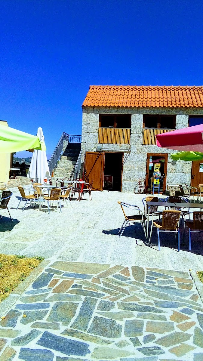 Cafetaria Pão Quente - Gouveia - 3