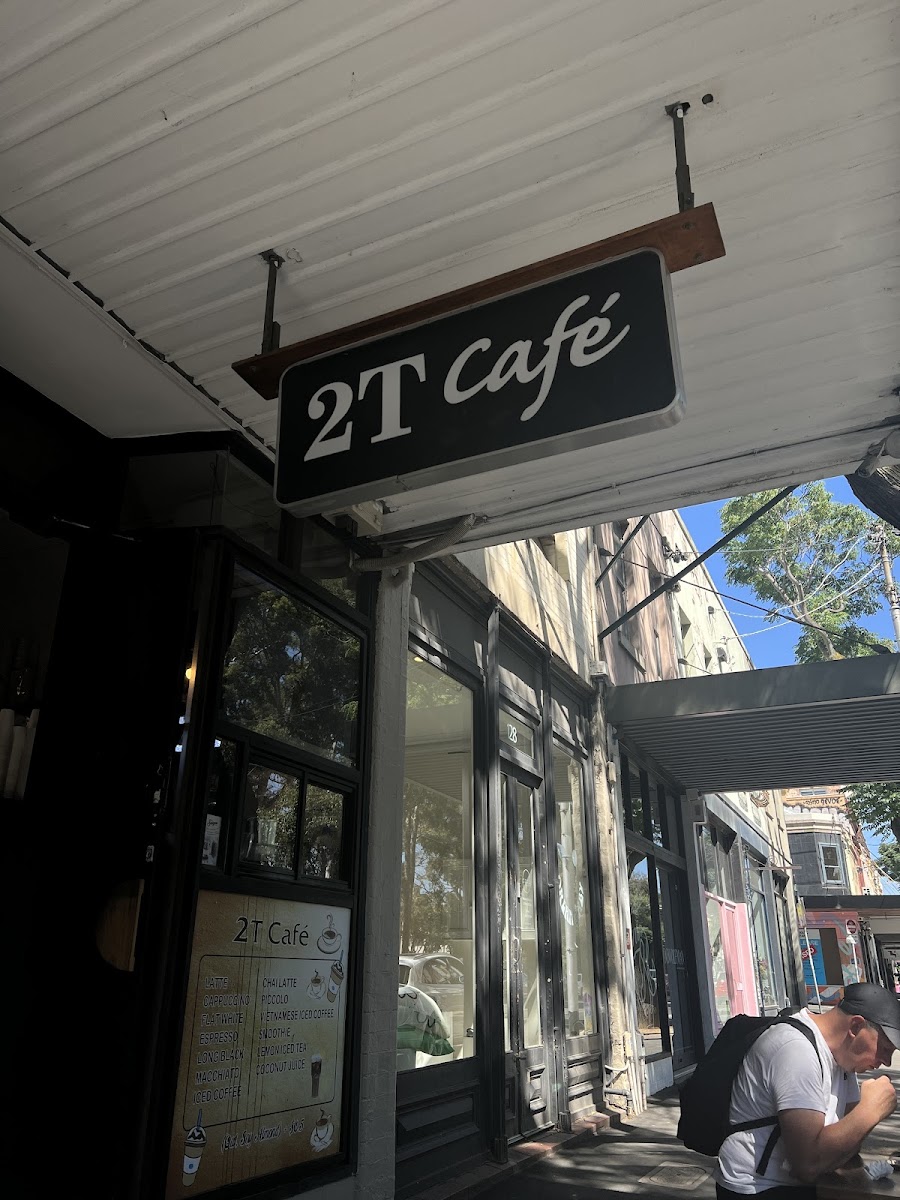 2T Cafe - 7