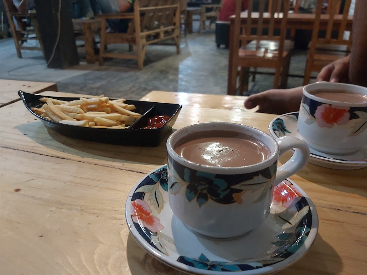 Boms99 Caffe & Resto