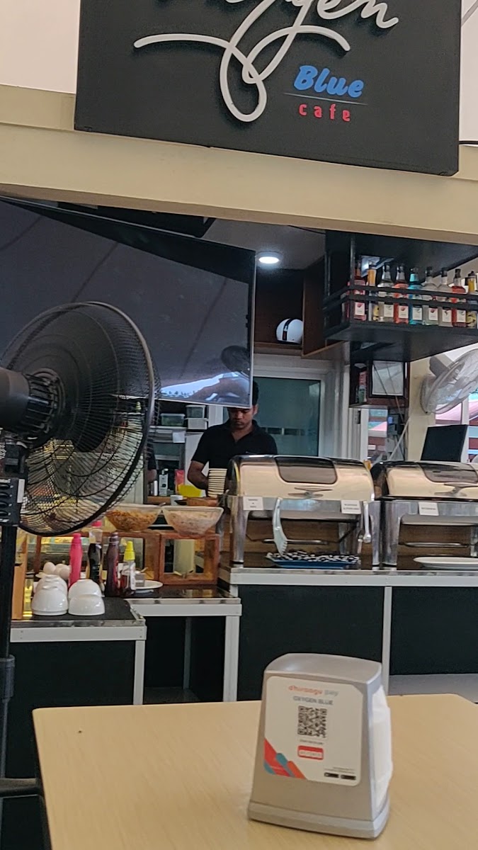 Oxygen Blue Cafe - 2