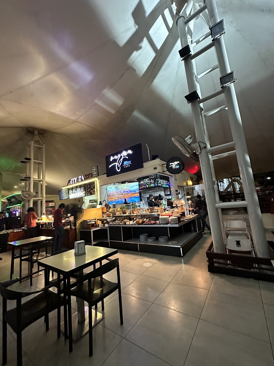 Oxygen Blue Cafe - 4