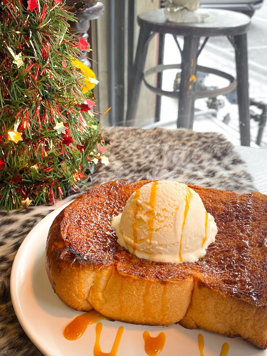 Soulroritas Cafe & Gallery - 10