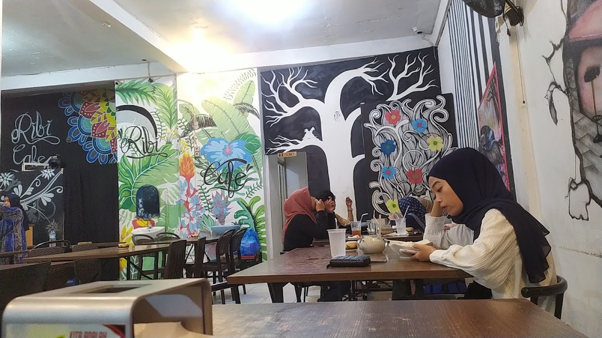 Ribi Cafe - 4
