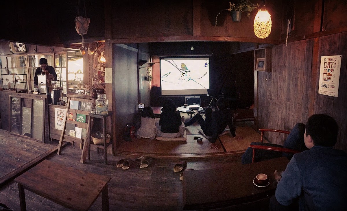 JIYUUBOKUMINZOKU Cafe