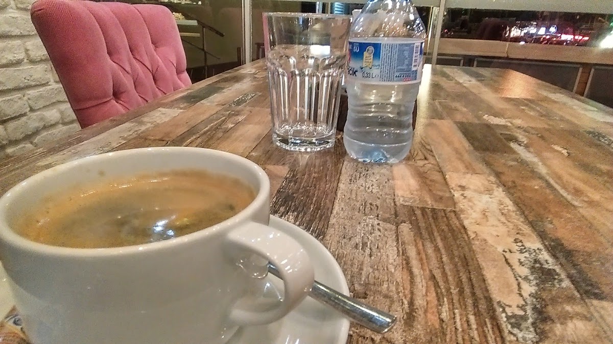 Cumhuriyet Cafe Simit&Pasta - 6