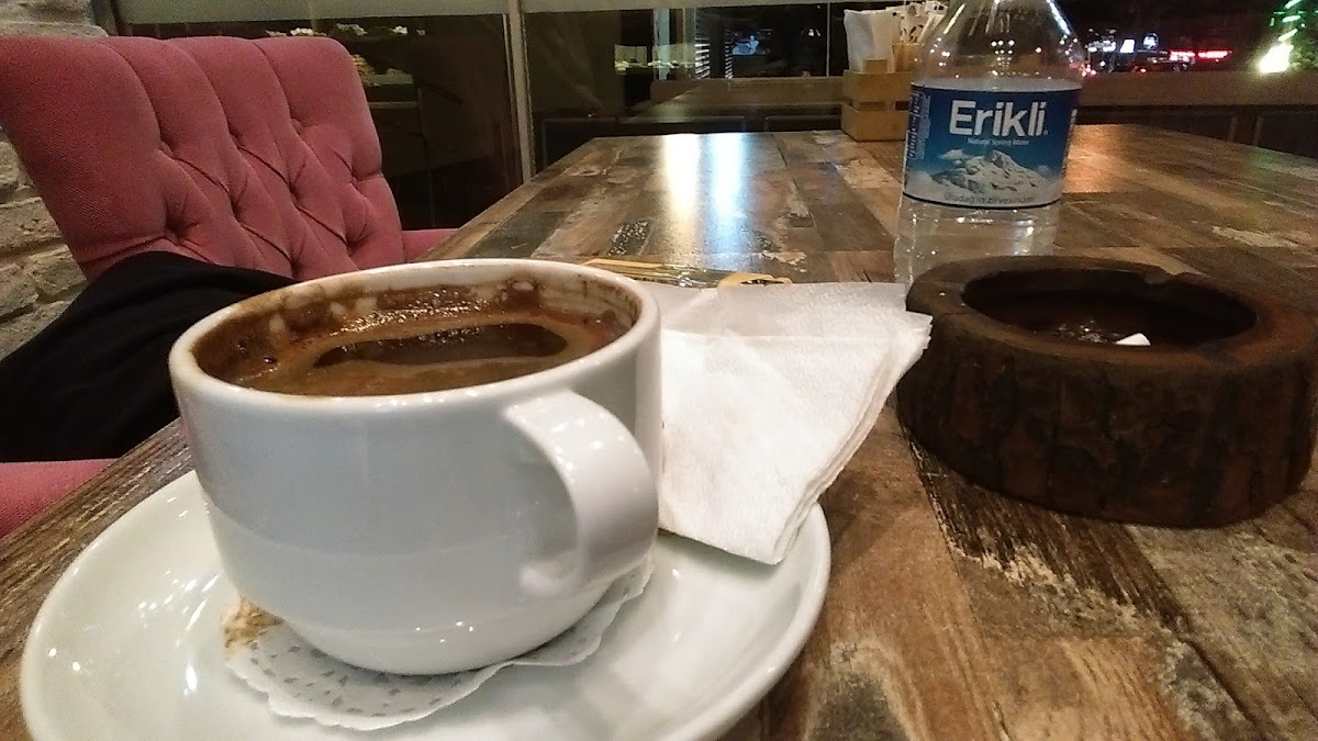 Cumhuriyet Cafe Simit&Pasta - 8