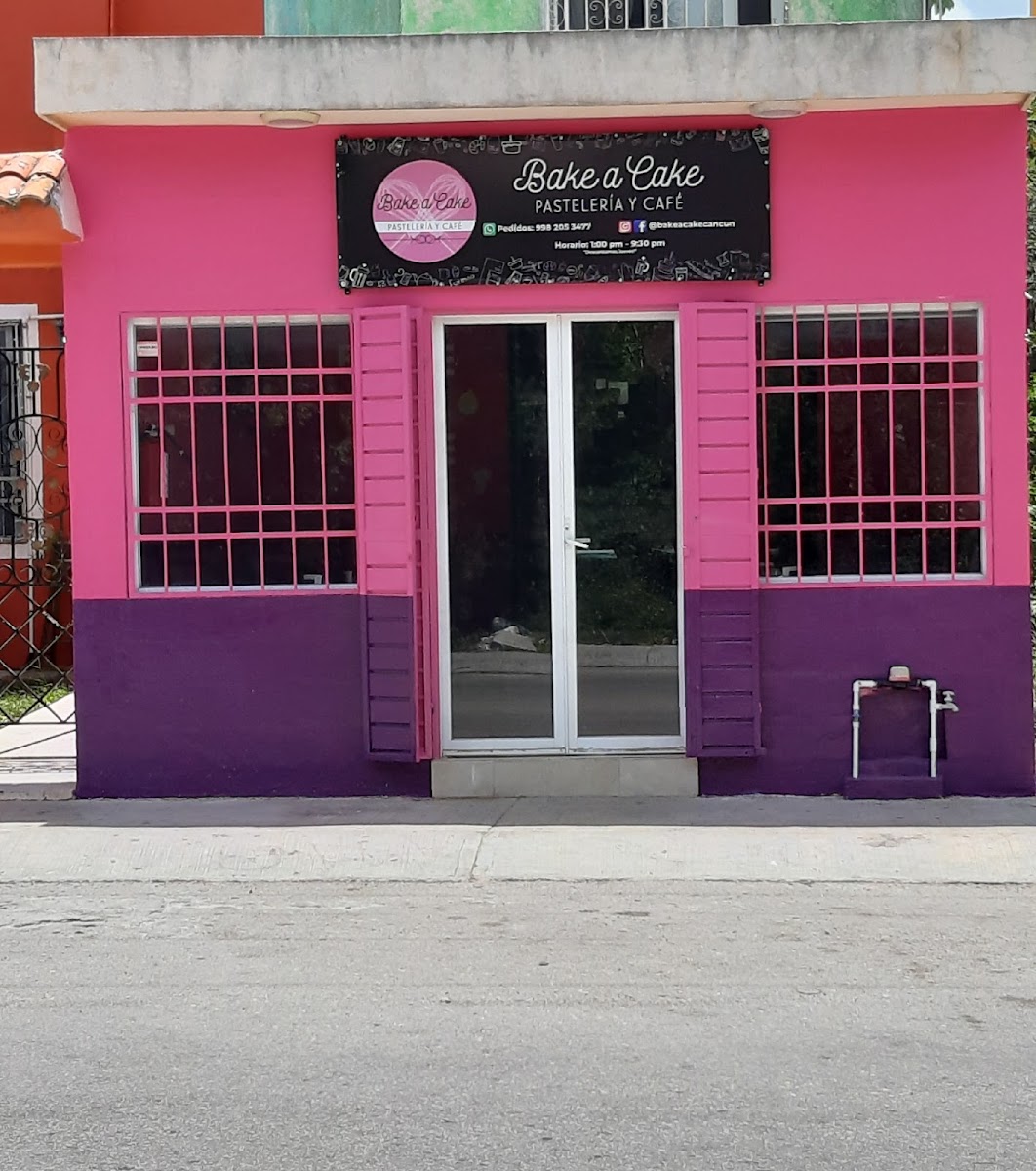 Cafeteria Bake a Cake