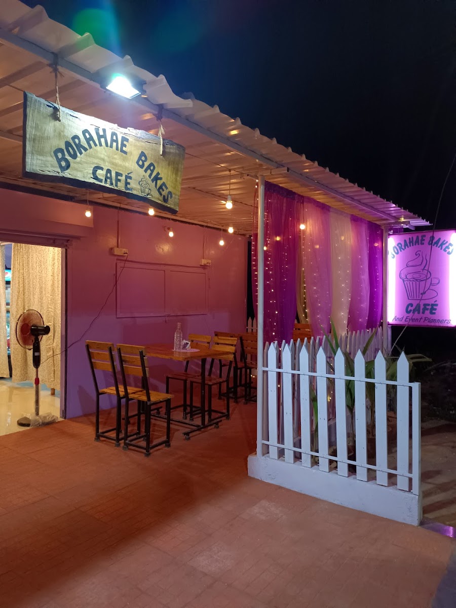 Borahae Bakes Cafe