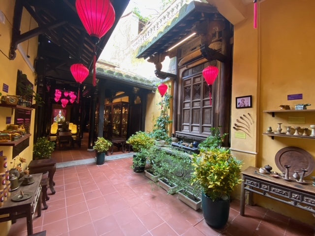 Oriental Impression Ceramics Cafe & Restaurant