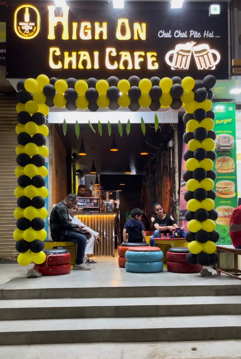 High on Chai Cafe- Netaji chowk