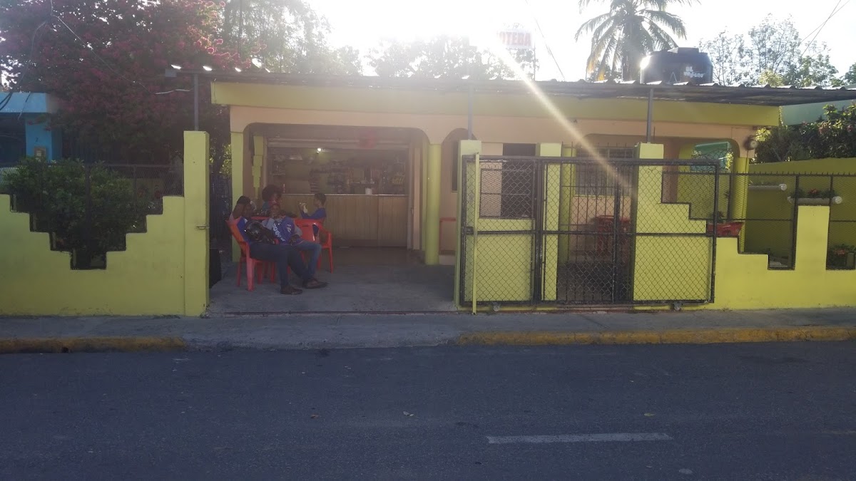 Cafeteria El Rubio - 3