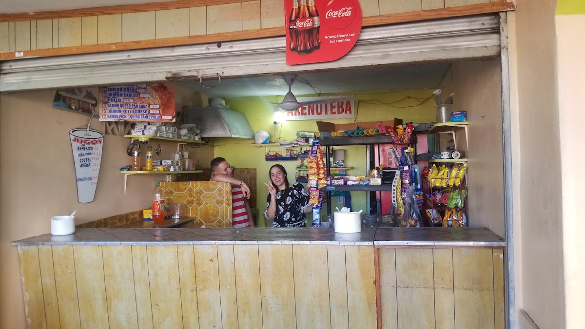 Cafeteria El Rubio - 6