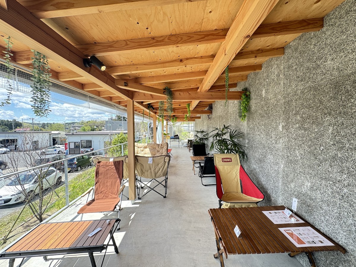 カフェ・ドゥ・チルミル／CAFE de CHILL MILL