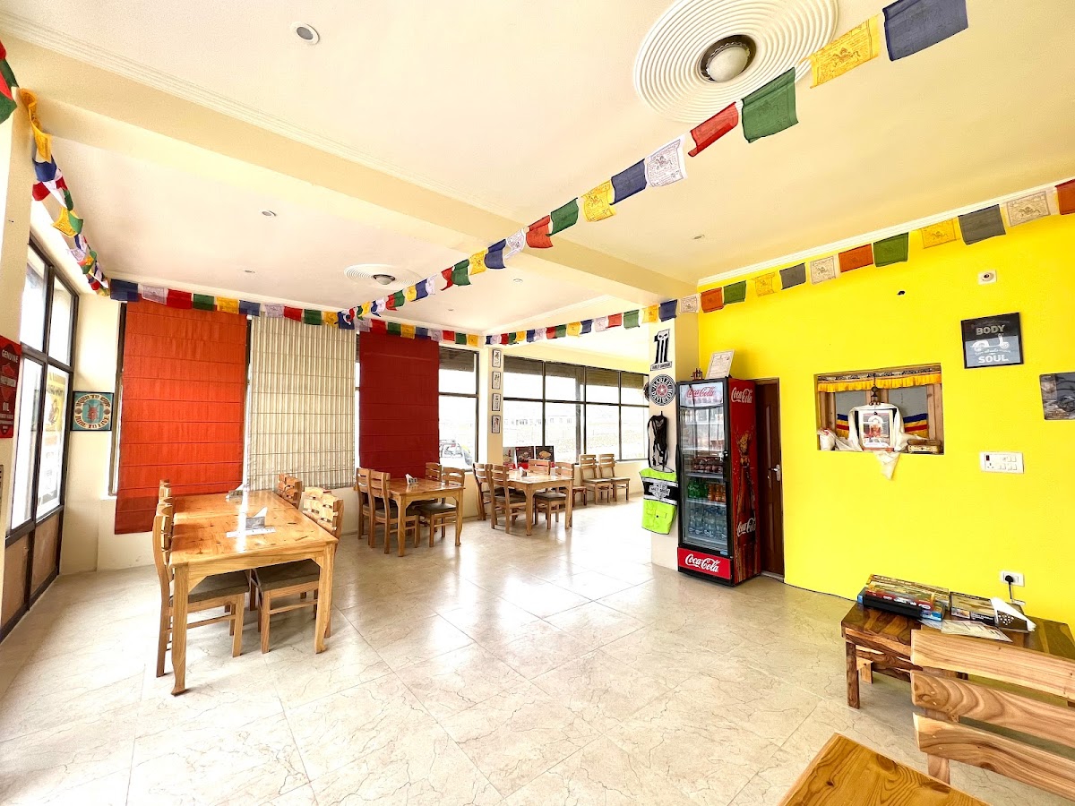 Road Romeos Pitstop & Bikers Cafe