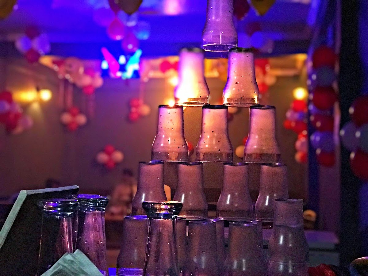 Friend zone cafe & lounge