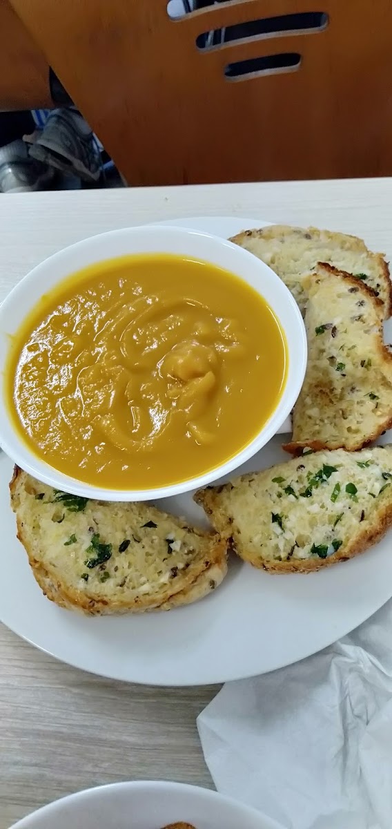 White Cockatoo Cafe - 10