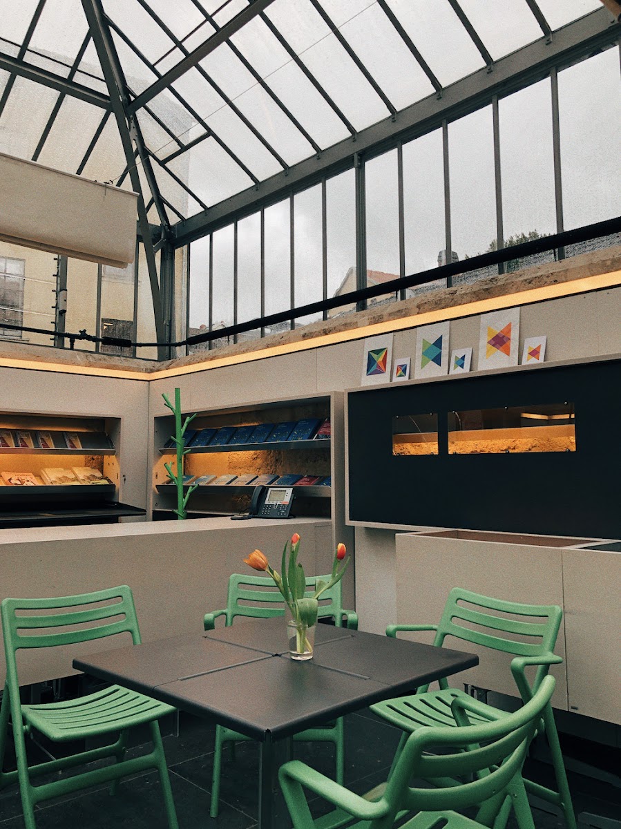 Bauhaus Atelier | Info Shop Café