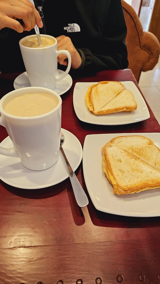 AROMA Coffee & Gelato - 10