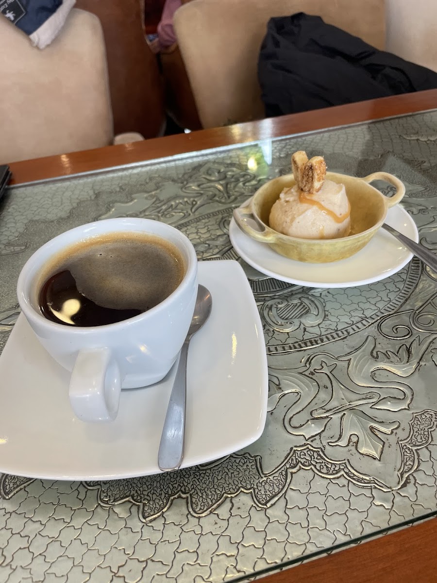 AROMA Coffee & Gelato - 8