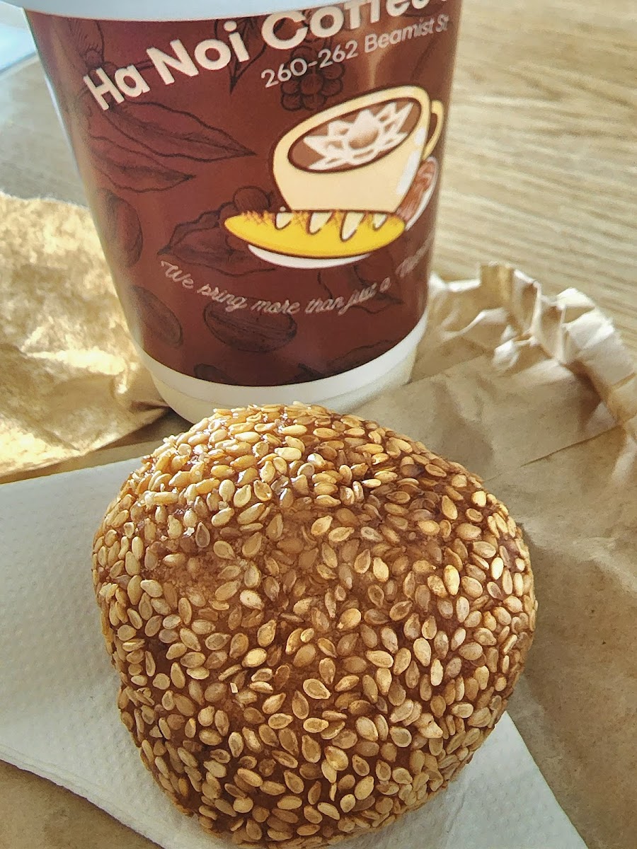 Camellia Espresso & Eatery - 9