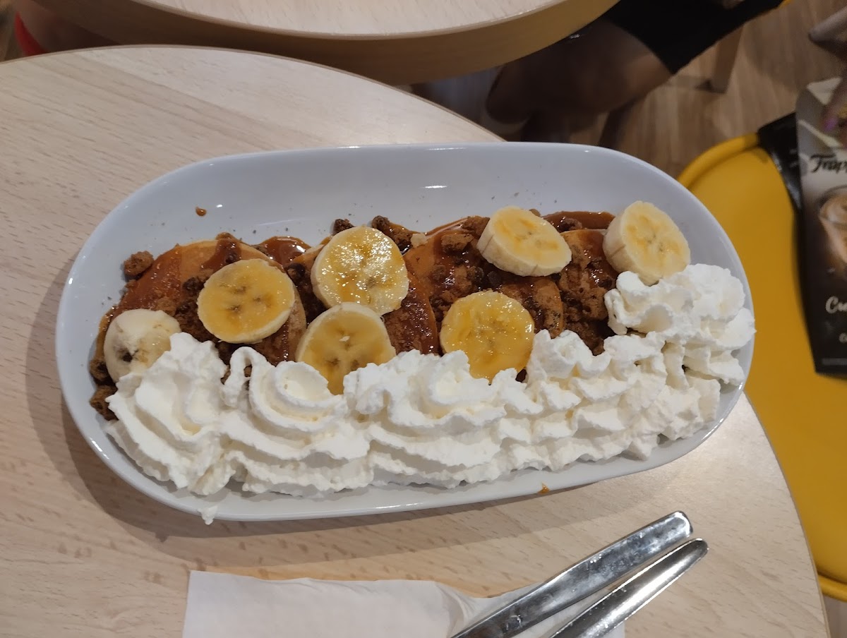 ISABEL CAFETERIA Y MOLLETERIA - 6