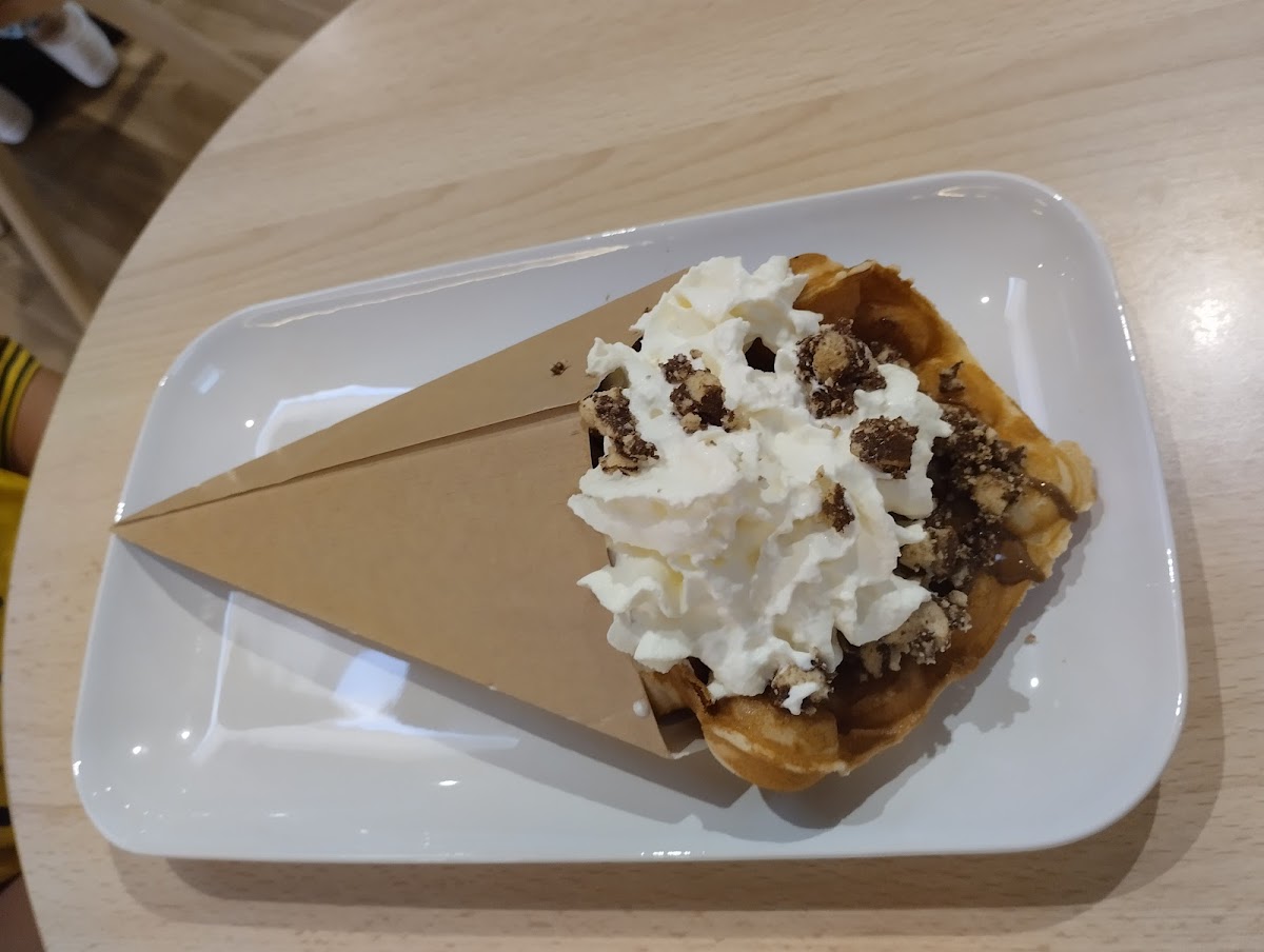 ISABEL CAFETERIA Y MOLLETERIA - 7