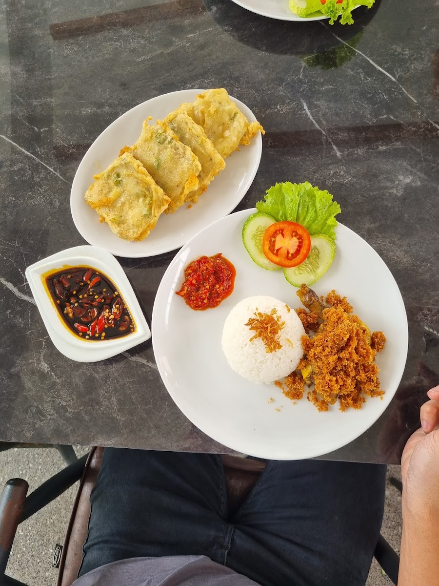 Mili Cafe and Resto - 3