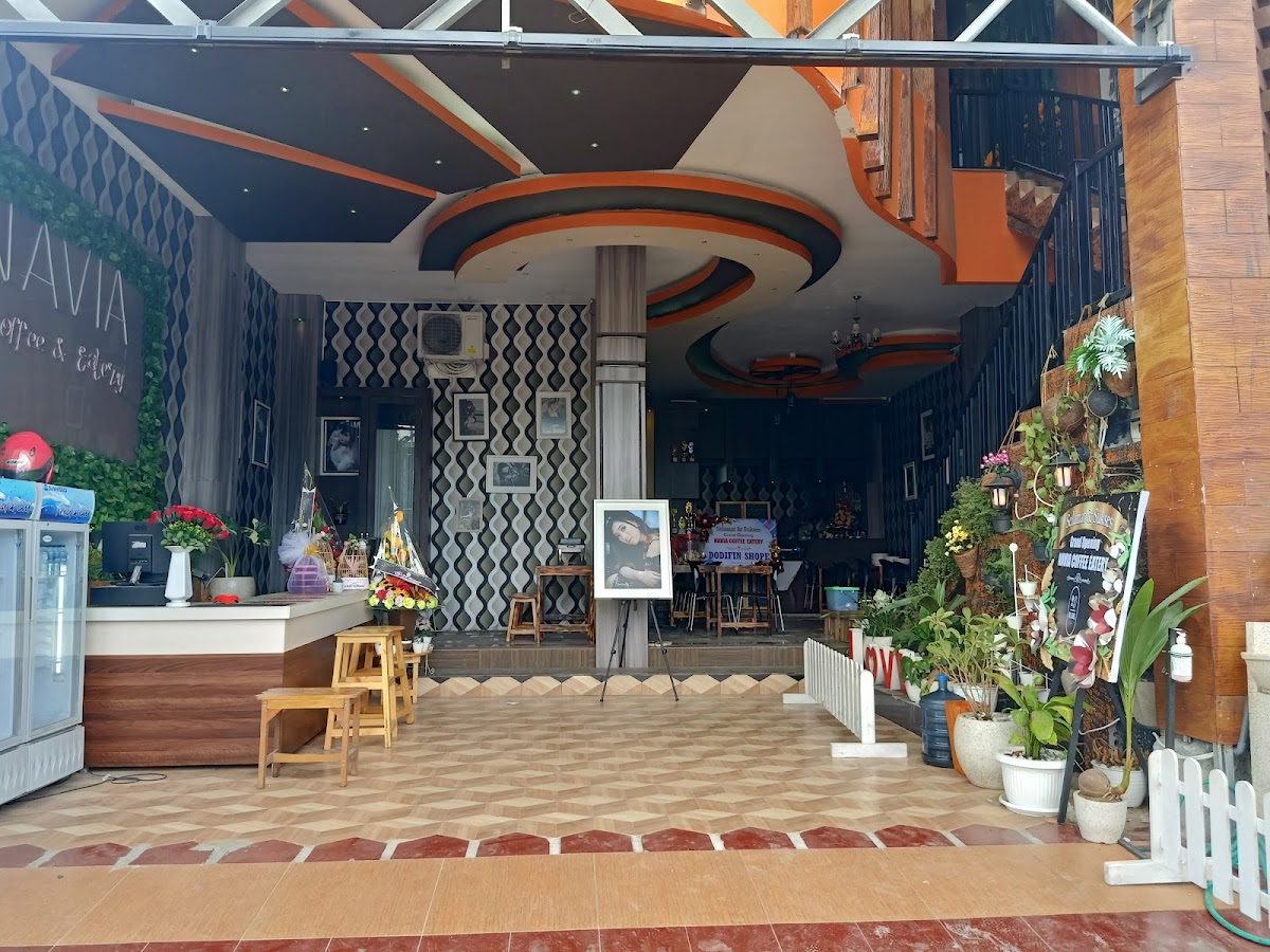 NAVIA coffe & Eatery