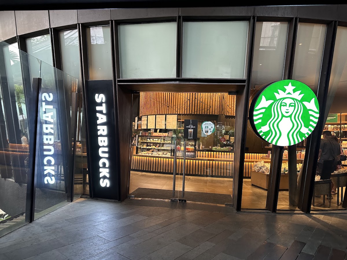 Starbucks River Wonders