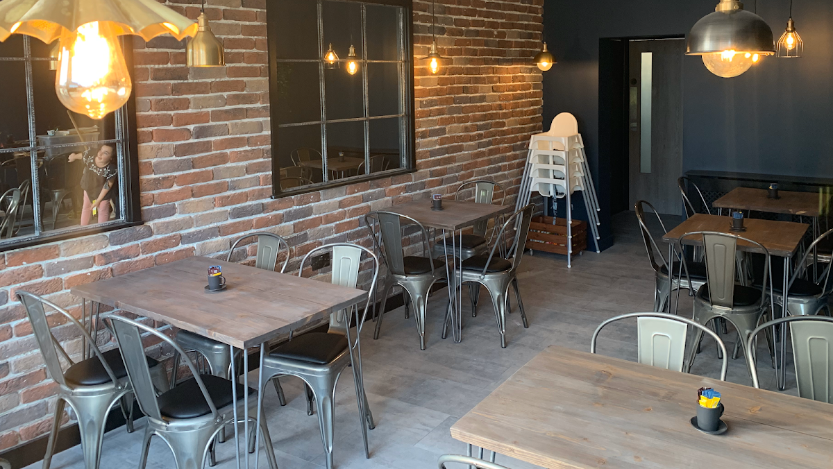 The Café @ Farnborough Village