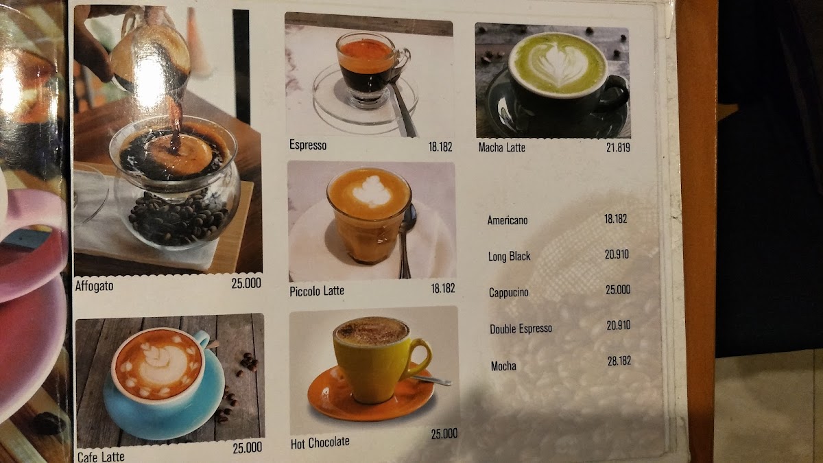 The Summerbean Coffee & Dining - 10