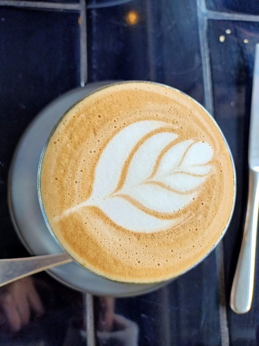 Follow The Leader Cafe - 10