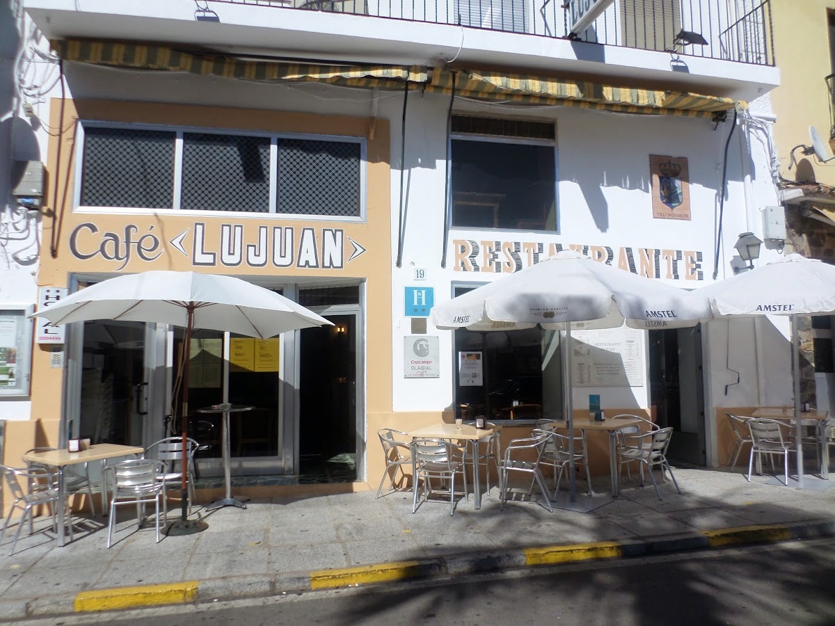Hostal restaurante Lujuan