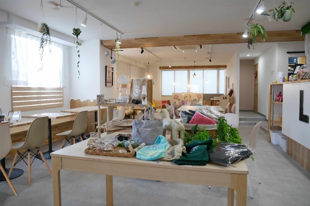 トックカフェ&サロン Lily Kitchen