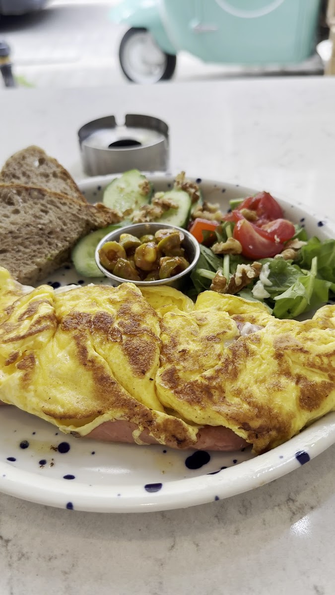 Flake Breakfast & More - 2