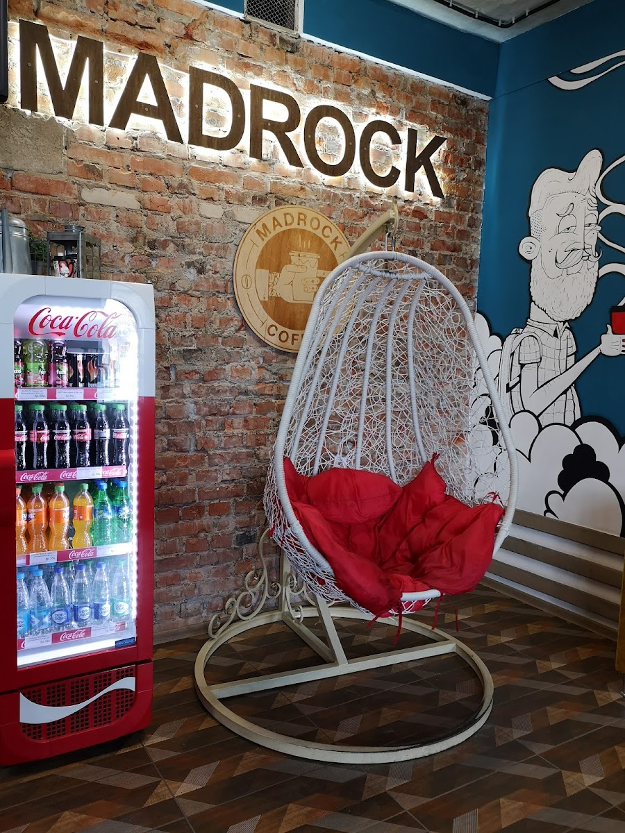 Madrock Cafe - 3