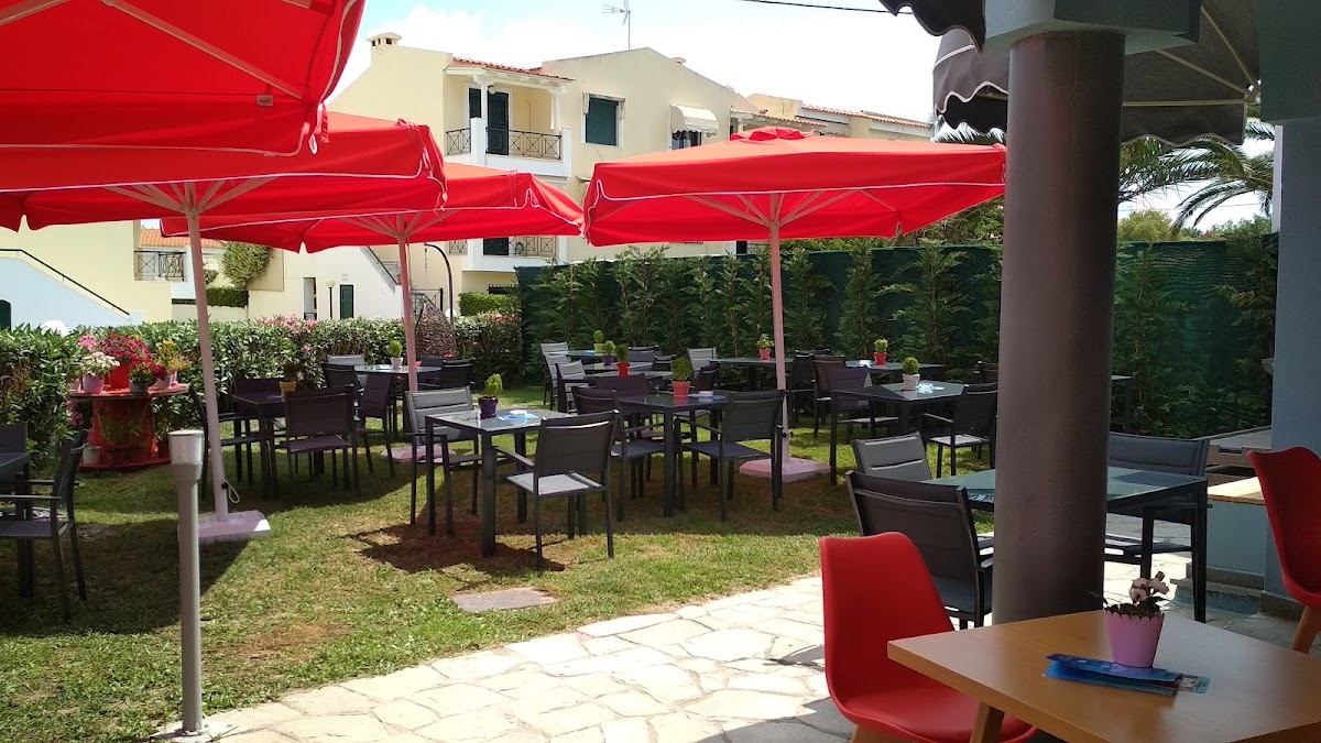 Pacific Cafe-Snack Bar