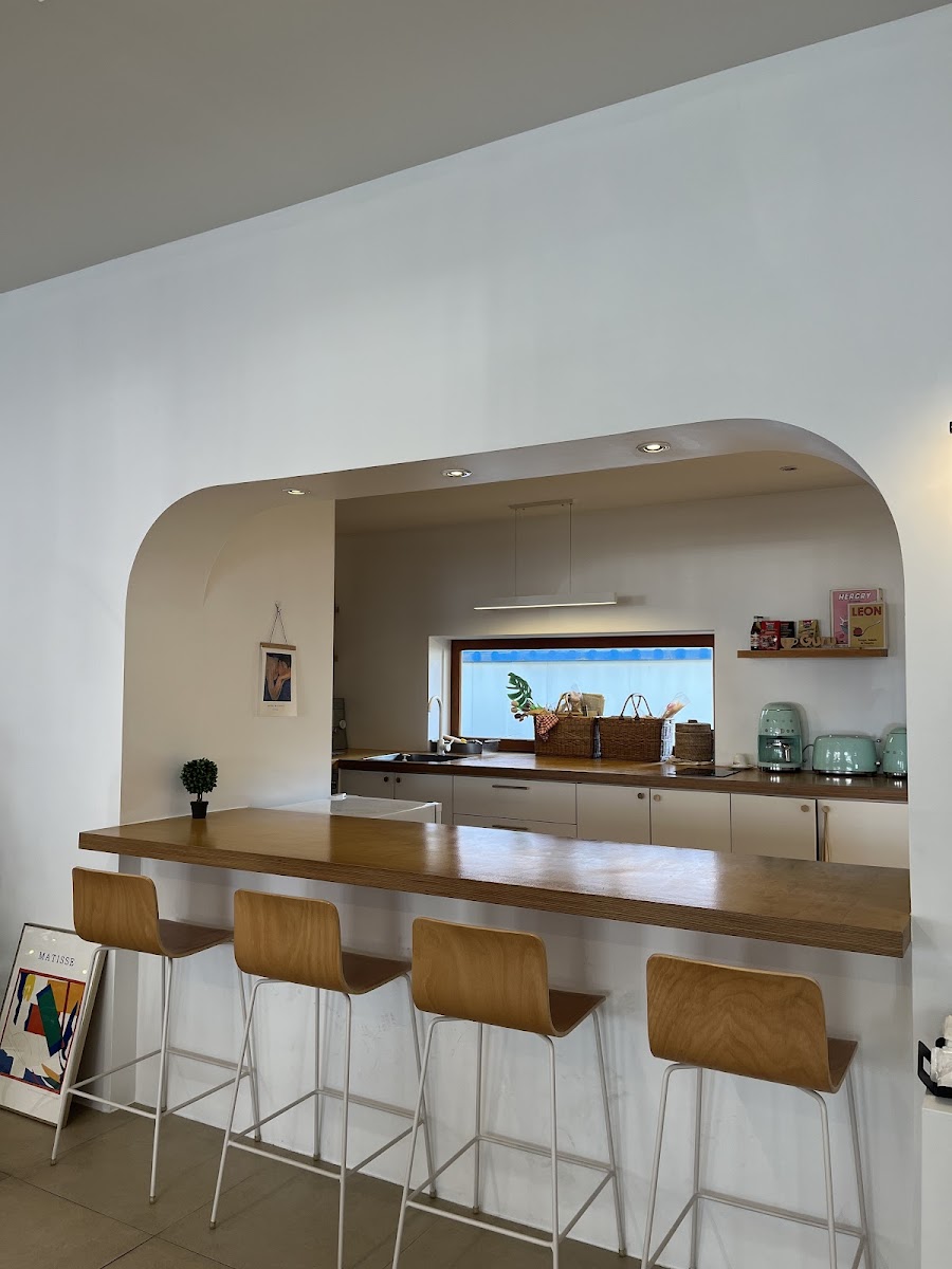 GURU Coffee Roasters - 4