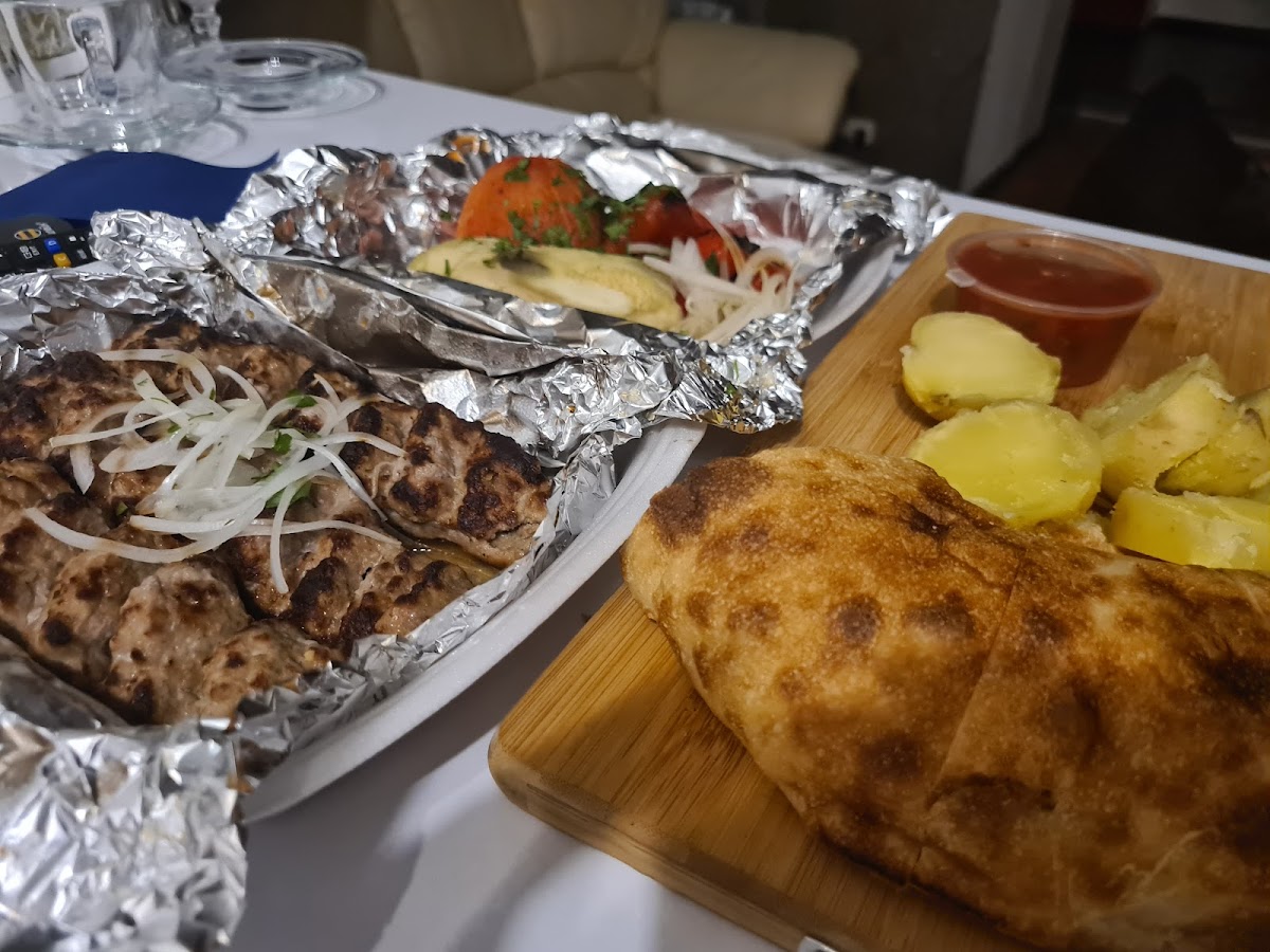 Kafe-Shashlychnaya 'Ochag' - 5