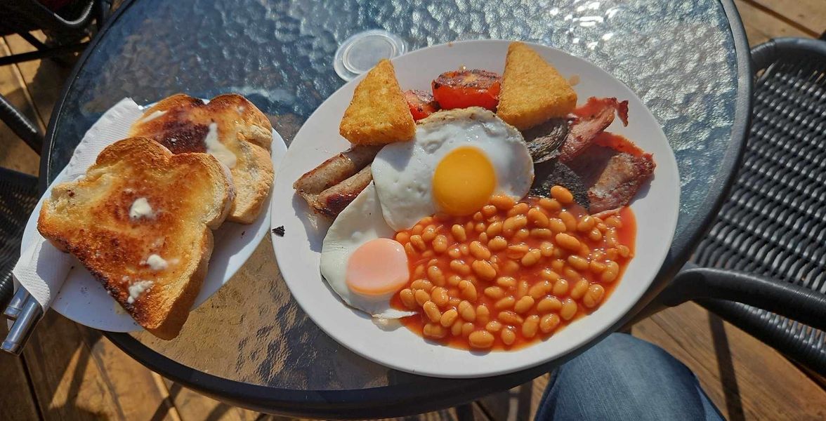 BACON ‘N’ MEGS - 5