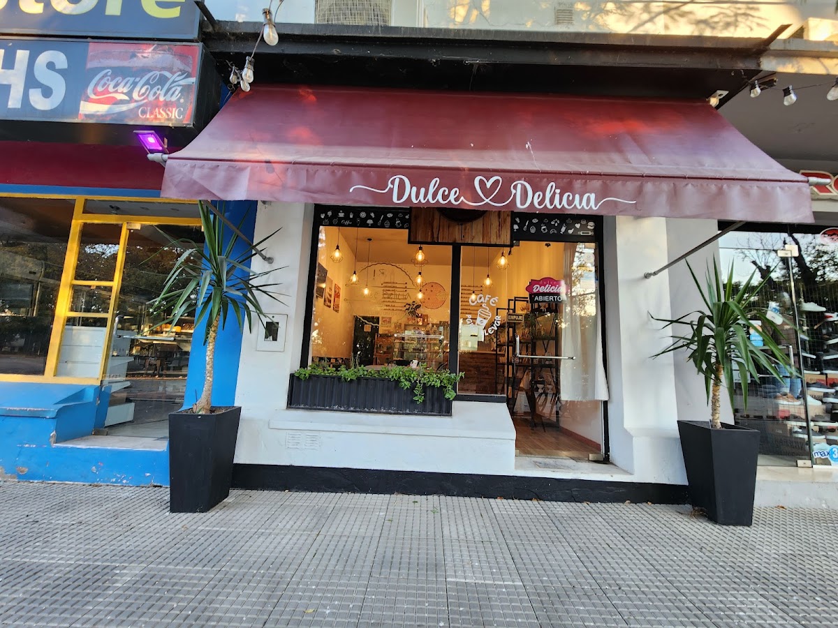 Dulcedelicia pasteleria-cafe
