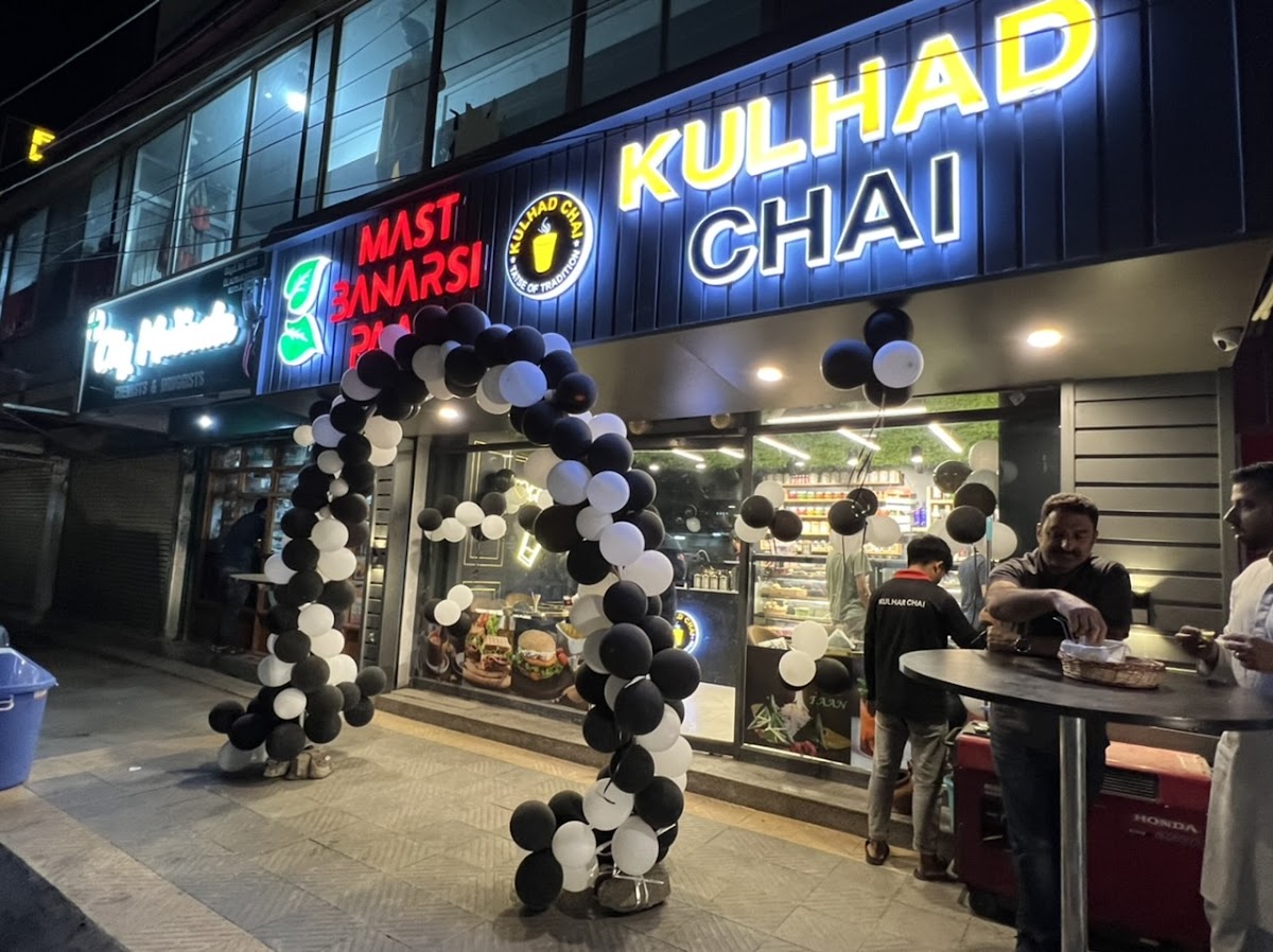 Kulhadchai_banarsipaan_rajbagh