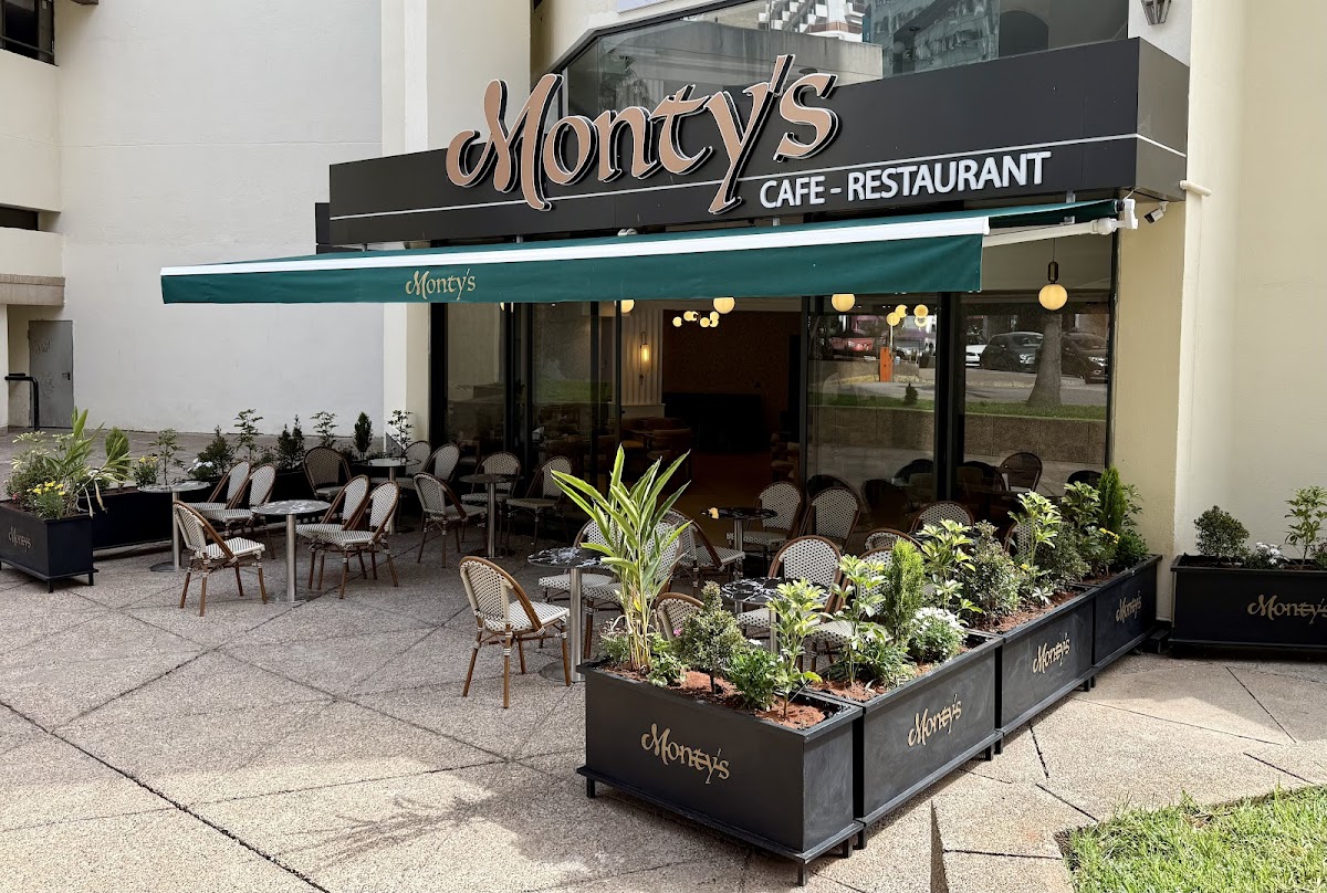 Monty's Café & Restaurant
