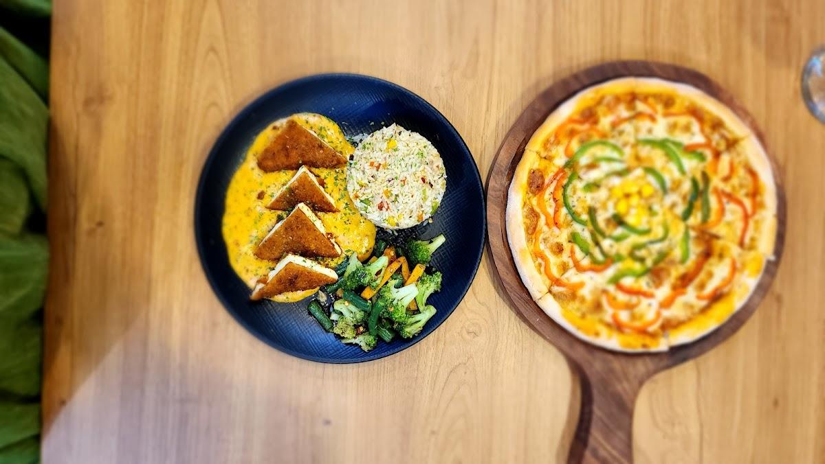 Now Boarding Café (Board Game Café) - Terminal 2 - 9