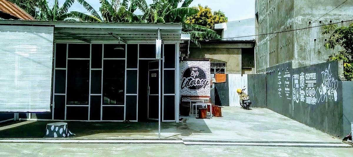 Cafe Literasi Dondori