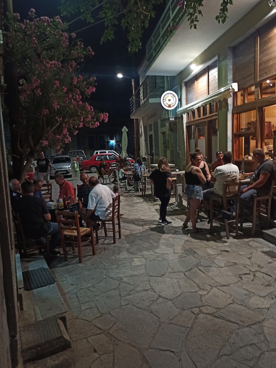 KOUPA - COFFEE BAR & FOOD